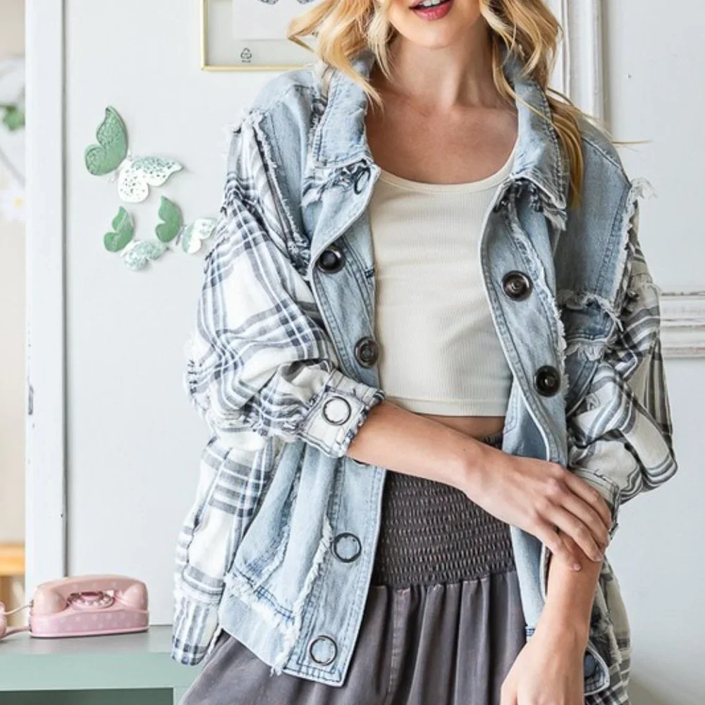 LAST ONE 😊 Oli & Hali Plaid Mixed Mineral Washed Relaxed Fit Denim Jacket - Picture 3 of 5